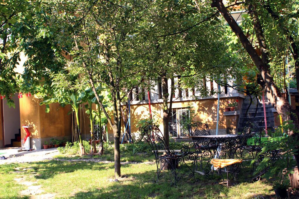 Hostel Costel Timişoara Buitenkant foto