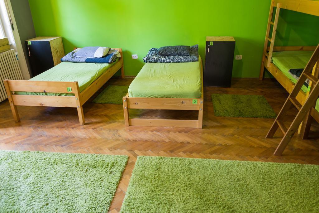 Hostel Costel Timişoara Kamer foto